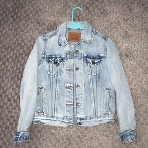 Brand new light wash Levi denim jacket